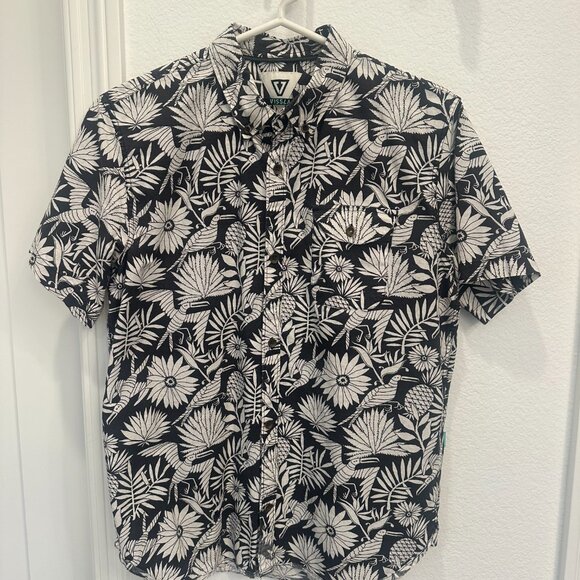 Vissla Button Up T Shirt - Picture 1 of 2